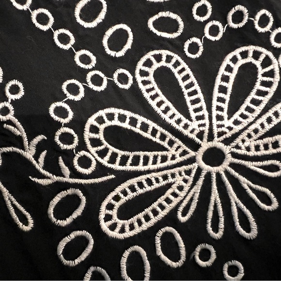 Faded Glory Embroidered Blouse - Picture 2 of 5